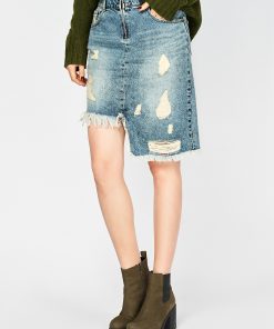 Chân váy mài rách